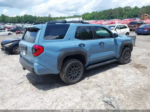 2026 Toyota 4RUNNER SR5 VIN JTEVA5AR0T5011127 фото 4