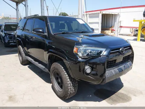 JTEBU5JRXL5823609 — 2020 Toyota 4RUNNER Trd Off Road Premium, Задняя часть слева (Left Rear), фото до ремонта
