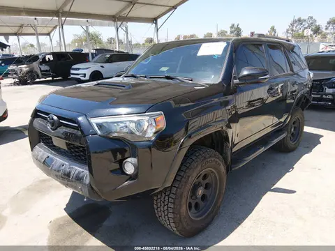 2020 Toyota 4runner Trd Off Road Premium VIN JTEBU5JRXL5823609 фото 2