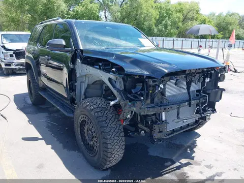 JTEVA5BR5T5116941 — 2026 Toyota 4RUNNER Trd Off Road Premium, Передняя часть (Front End), фото до ремонта