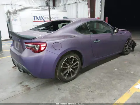 2017 Toyota 86 VIN JF1ZNAA10H8702098 фото 4