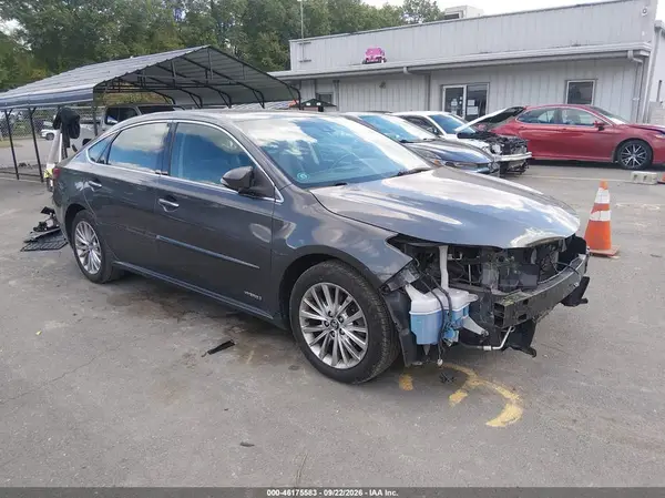 4T1BD1EB4HU058139 — 2017 Toyota Avalon, Передняя часть (Front End), фото до ремонта