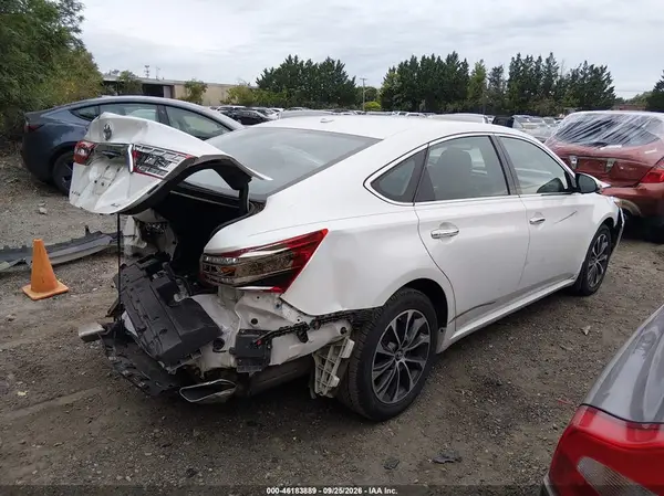 4T1BK1EB4JU278151 — 2018 Toyota Avalon, фото 4 с аукциона IAAI, Передняя часть