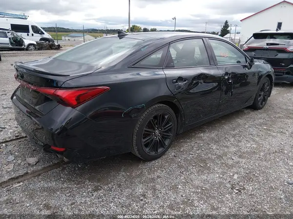 4T1EZ1FB4MU067303 — 2021 Toyota Avalon, фото 4 с аукциона IAAI, LEFT & RIGHT SIDE