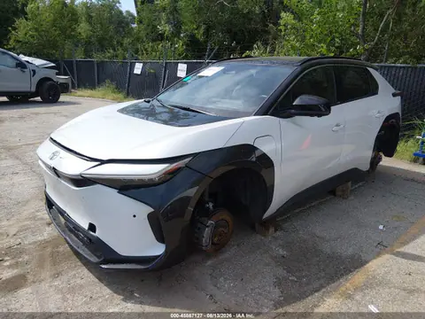 2023 Toyota Bz4x Limited VIN JTMABACA8PA030554 фото 2