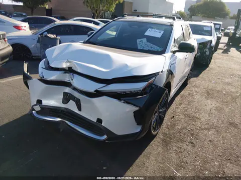 2024 Toyota Bz4x Limited VIN JTMAAAAA5RA050432 фото 2