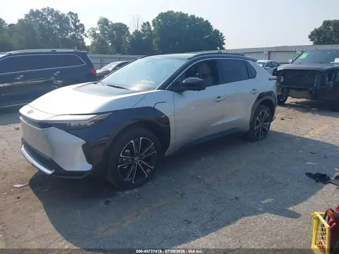 2025 Toyota Bz4x Limited VIN JTMAAAAA3SA056106 фото 2