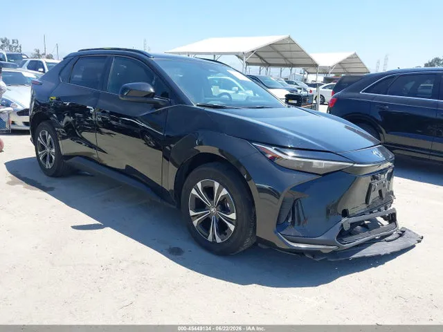 2024 Toyota BZ4X XLE VIN JTMAAAAA4RA054830 фото 1