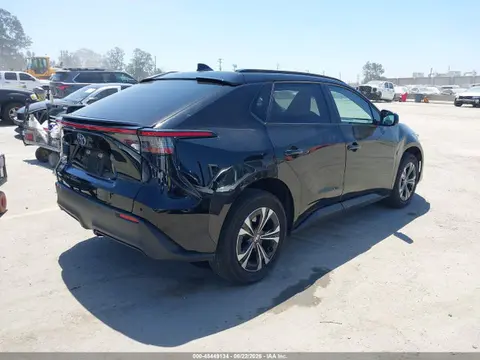 2024 Toyota BZ4X XLE VIN JTMAAAAA4RA054830 фото 4