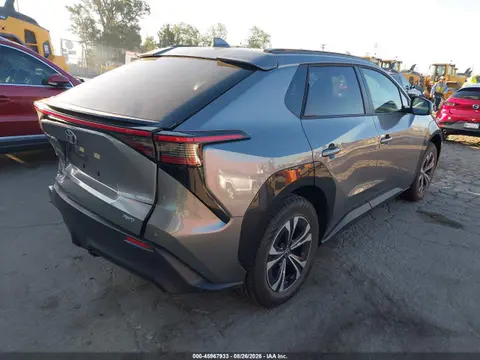 2024 Toyota BZ4X XLE VIN JTMABACA0RA051594 фото 4