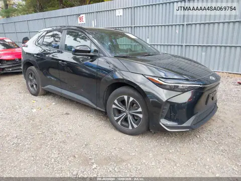 JTMAAAAA4SA069754 — 2025 Toyota BZ4X, Левая сторона, фото до ремонта