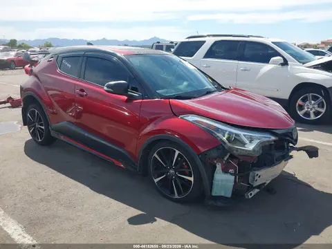2019 Toyota C-HR LE VIN JTNKHMBX4K1030047 фото 1