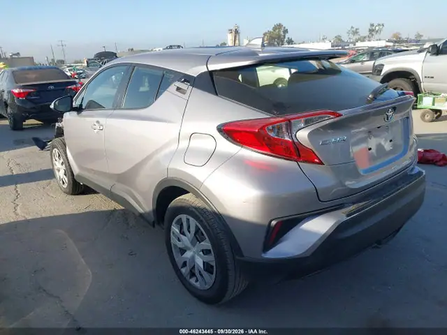 JTNKHMBX7K1026722 — 2019 Toyota C-HR LE, фото 3 с аукциона IAAI 14.10.2026, Передняя часть слева