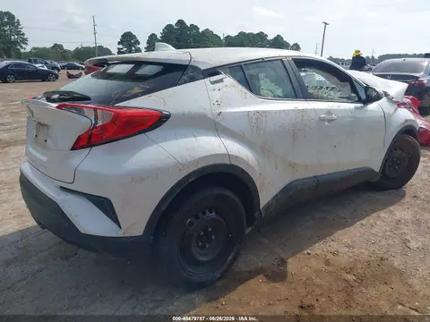 2021 Toyota C-HR LE VIN JTNKHMBX3M1115125 фото 4