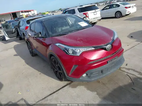JTNKHMBX2K1049051 — 2019 Toyota C-HR Limited, Правый бок (Right Side), фото до ремонта