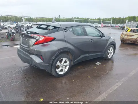 2018 Toyota C-HR XLE VIN NMTKHMBXXJR030767 фото 4