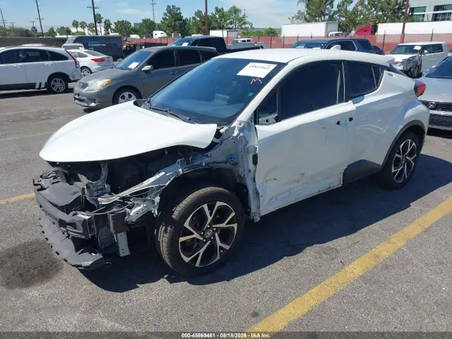 JTNKHMBXXM1102940 — 2021 Toyota C-HR XLE, фото 2 с аукциона IAAI 29.09.2026, Передняя часть