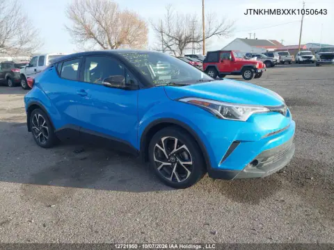 JTNKHMBXXK1050643 — 2019 Toyota C-HR, Сзади, фото до ремонта