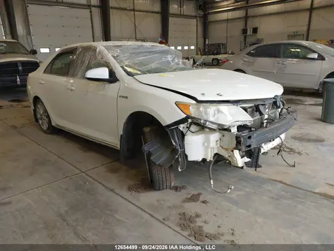4T1BD1FK0EU119691 — 2014 Toyota Camry Hybrid/LE/XLE, Левый бок (Left Side), фото до ремонта
