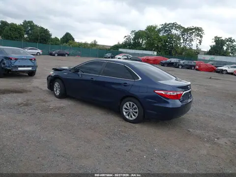2016 Toyota Camry Hybrid Le VIN 4T1BD1FKXGU196734 фото 3