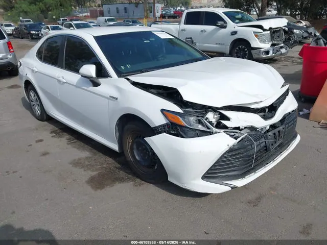 2018 Toyota Camry Hybrid Le VIN 4T1B31HK8JU507570 фото 1