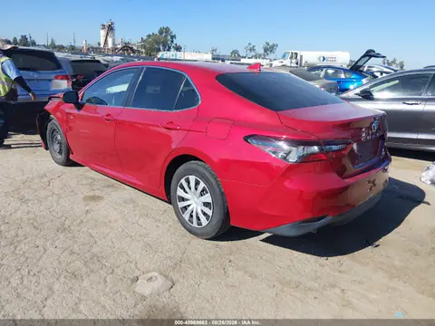 2024 Toyota Camry Hybrid Le VIN 4T1C31AK4RU069463 фото 3