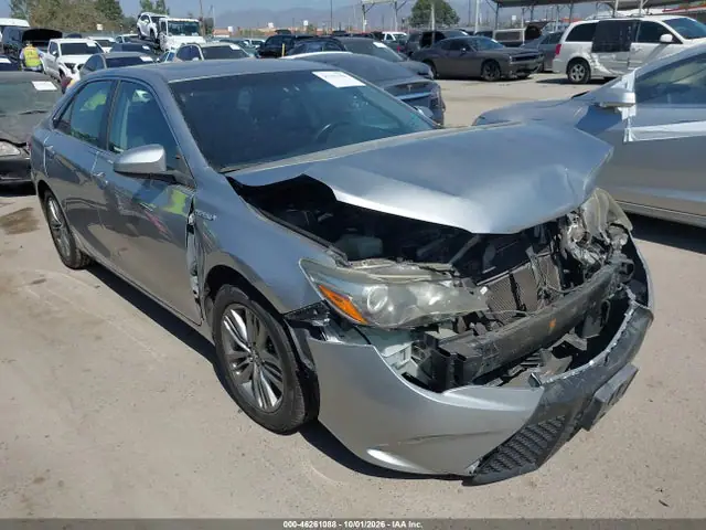 4T1BD1FK5HU202974 — 2017 Toyota Camry Hybrid SE, Передняя часть (Front End), фото до ремонта