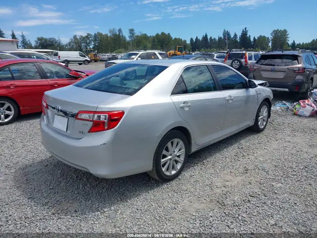 4T1BD1FK4EU102165 — 2014 Toyota Camry Hybrid XLE, фото 4 с аукциона IAAI 30.09.2026, Передняя часть