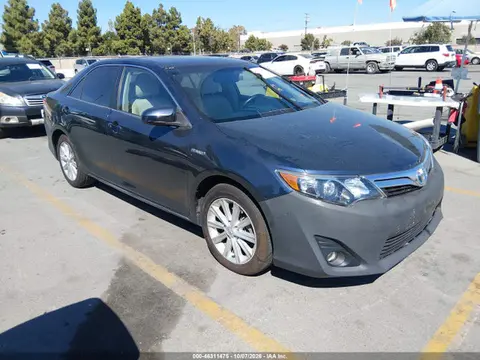 4T1BD1FK3EU129258 — 2014 Toyota Camry Hybrid XLE, Естественный износ (Normal Wear & Tear), фото до ремонта