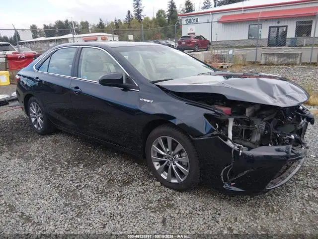 4T1BD1FK5GU182840 — 2016 Toyota Camry Hybrid XLE, Передняя часть (Front End), фото до ремонта