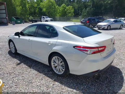 2018 Toyota Camry Hybrid Xle VIN 4T1B21HK9JU001829 фото 3