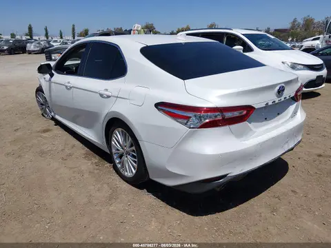 2018 Toyota Camry Hybrid Xle VIN 4T1B21HK7JU001537 фото 3