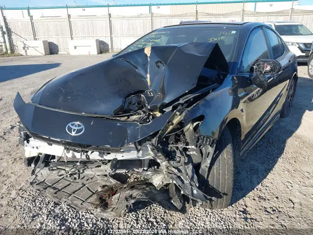 4T1DBADK2TU045978 — 2026 Toyota Camry Hybrid XSE AWD, фото 2 с аукциона IAAI 14.10.2026, Передняя часть