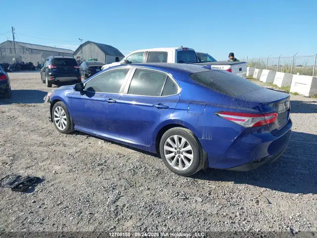 2018 Toyota Camry L/le/xle/se/xse VIN 4T1B11HK8JU551350 фото 3