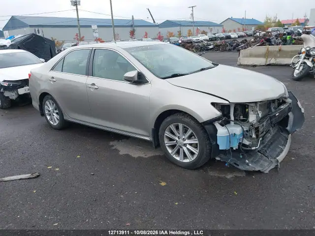 4T1BF1FK2EU781363 Toyota Camry L/SE/LE/XLE 2014 — повреждение Передняя часть, фото до ремонта