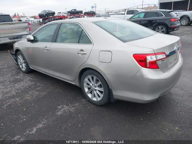 4T1BF1FK2EU781363 — 2014 Toyota Camry L/SE/LE/XLE, фото 3 с аукциона IAAI 14.10.2026, Передняя часть