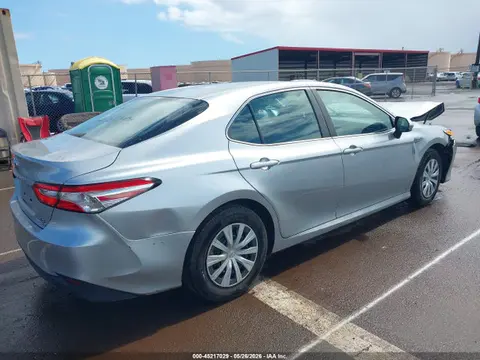 2020 Toyota Camry Le Hybrid VIN 4T1C31AK7LU518142 фото 4