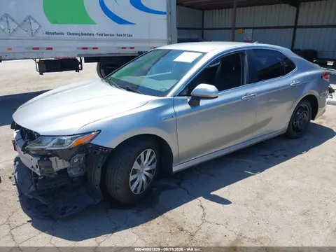 2020 Toyota Camry Le Hybrid VIN 4T1C31AK2LU529887 фото 2