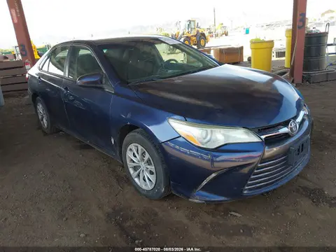 4T4BF1FK2FR476193 — 2015 Toyota Camry LE, Передняя часть слева (Left Front), фото до ремонта