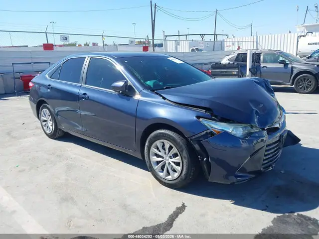 4T4BF1FK1FR462821 — 2015 Toyota Camry LE, Передняя часть (Front End), фото до ремонта