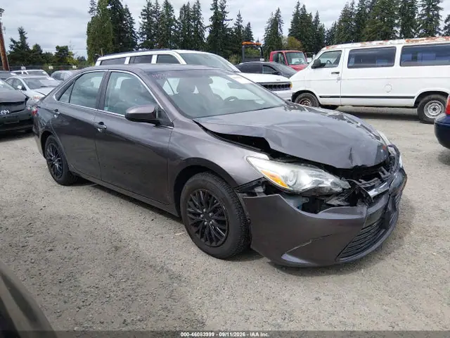 4T4BF1FK5FR488032 — 2015 Toyota Camry LE, Передняя часть (Front End), фото до ремонта