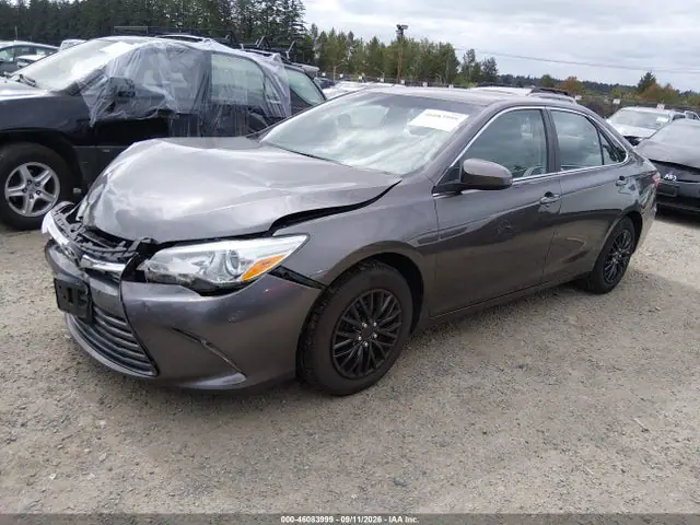 4T4BF1FK5FR488032 — 2015 Toyota Camry LE, фото 2 с аукциона IAAI 30.09.2026, Передняя часть