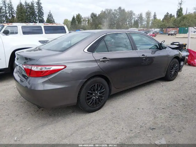4T4BF1FK5FR488032 — 2015 Toyota Camry LE, фото 4 с аукциона IAAI 30.09.2026, Передняя часть