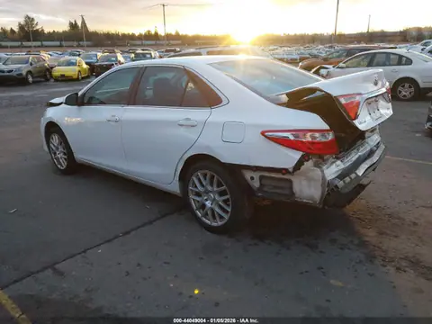 2016 Toyota CAMRY LE VIN 4T4BF1FK8GR526483 фото 3