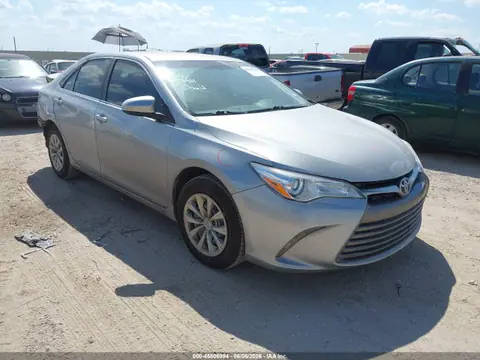 4T4BF1FKXGR584174 — 2016 Toyota Camry LE, Задняя часть (Rear), фото до ремонта