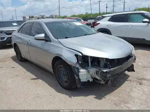 4T4BF1FK2GR533610 — 2016 Toyota Camry LE, Передняя часть (Front End), фото до ремонта