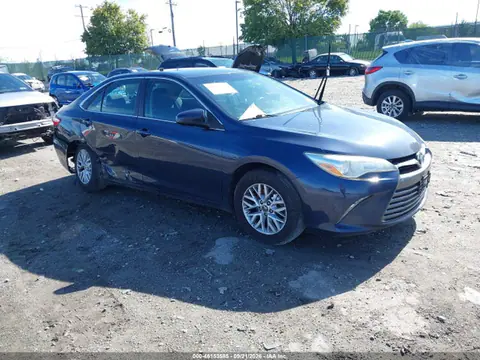 4T1BF1FK6GU594498 — 2016 Toyota Camry LE, Left & Right Side, фото до ремонта