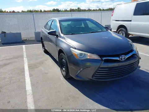 4T1BF1FK9HU798889 — 2017 Toyota Camry LE, Передняя часть (Front), фото до ремонта