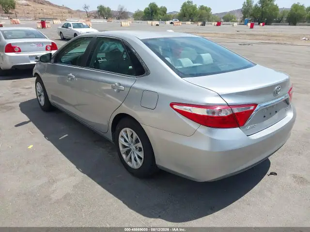 4T1BF1FK7HU807427 — 2017 Toyota Camry LE, фото 3 с аукциона IAAI 29.09.2026, Передняя часть