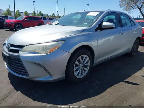 2017 Toyota CAMRY LE VIN 4T1BF1FK9HU285965 фото 2